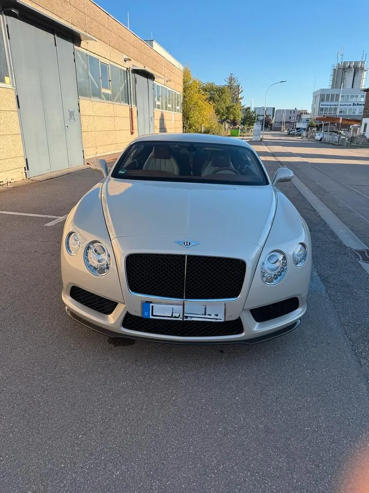 Bentley Continental Gt V8 Coupé
