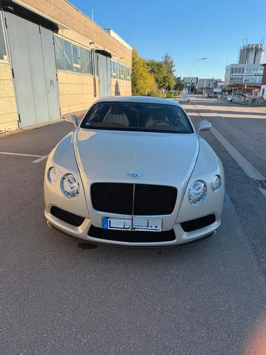 Bentley Continental Gt V8 Coupé