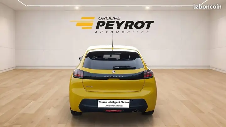 Peugeot 208 2022 photo 4