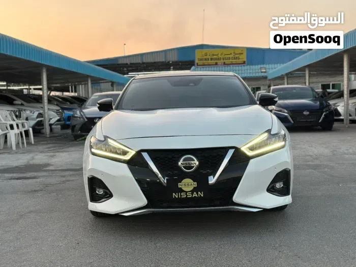 Nissan Maxima