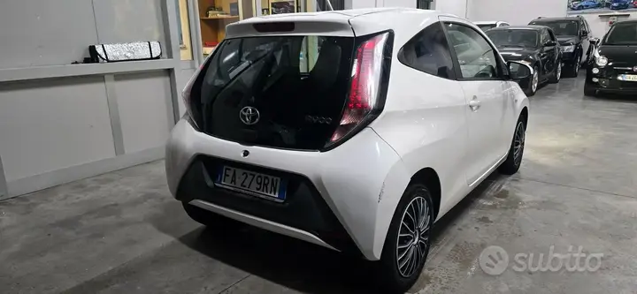 Toyota Aygo 2014 photo 3