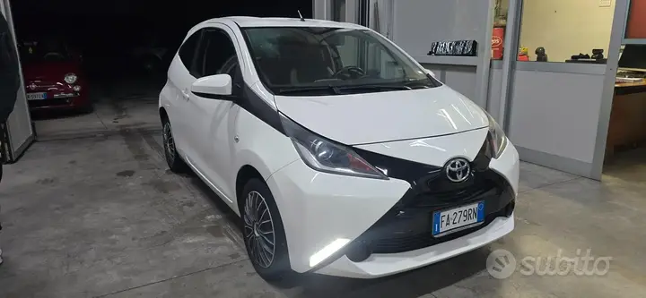 Toyota Aygo 2014 photo 5