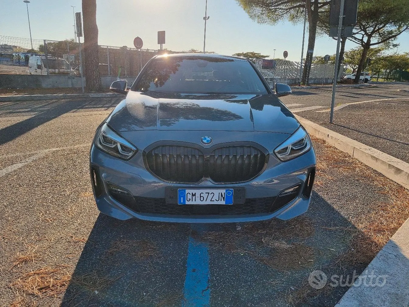 BMW 1 Series 2022 photo 2
