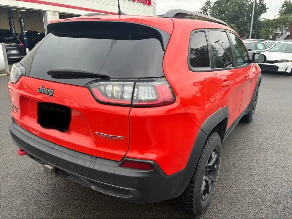 Jeep Cherokee 2021 photo 3