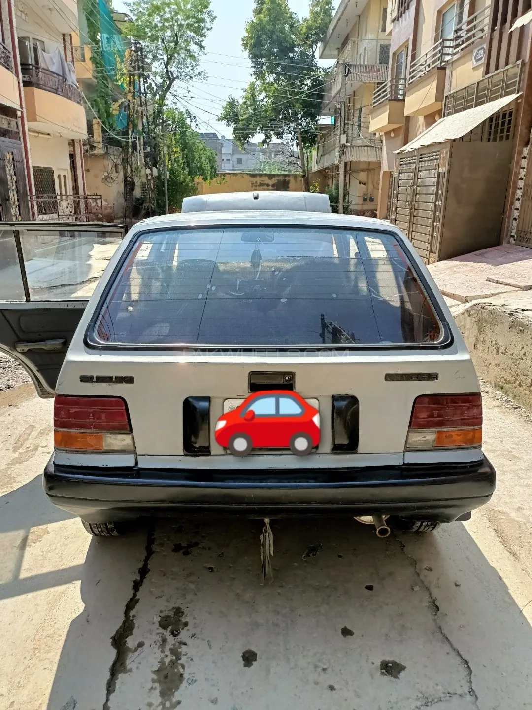 Suzuki Khyber