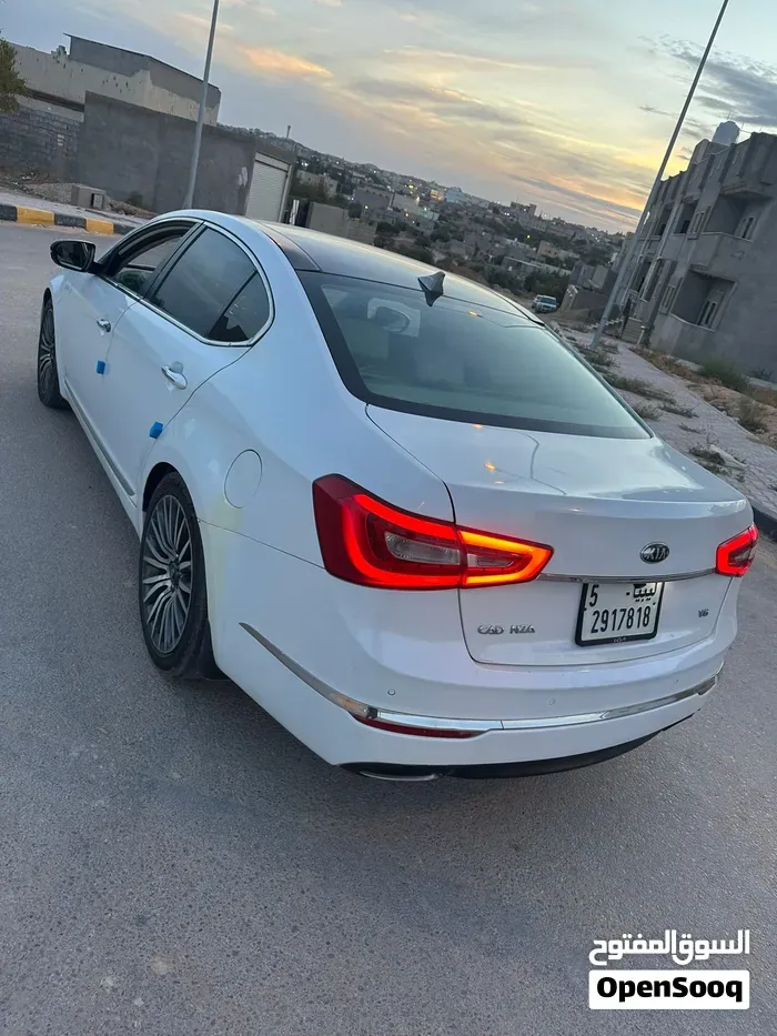 Kia Cadenza 2015 photo 3