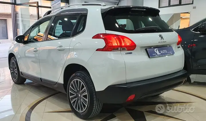 Peugeot 2008 2015 photo 4