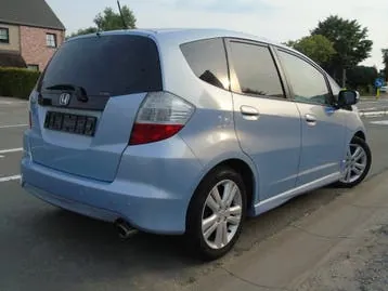 Honda Jazz 2010 photo 2