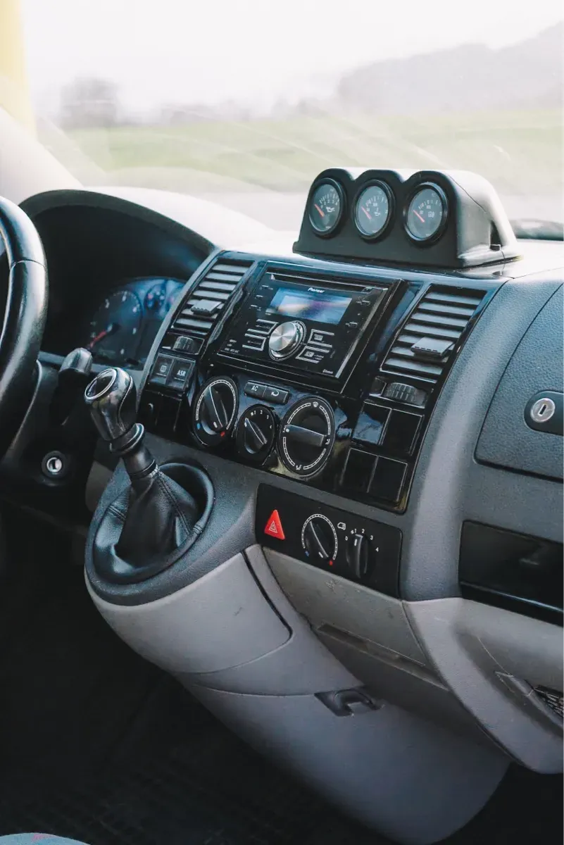 Volkswagen T5 2005 photo 2