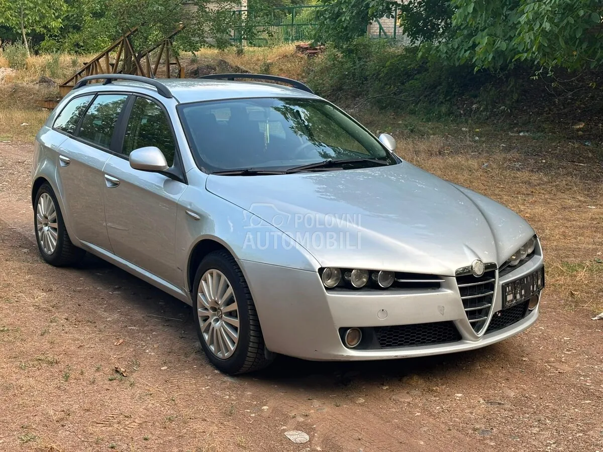 Alfa Romeo 159