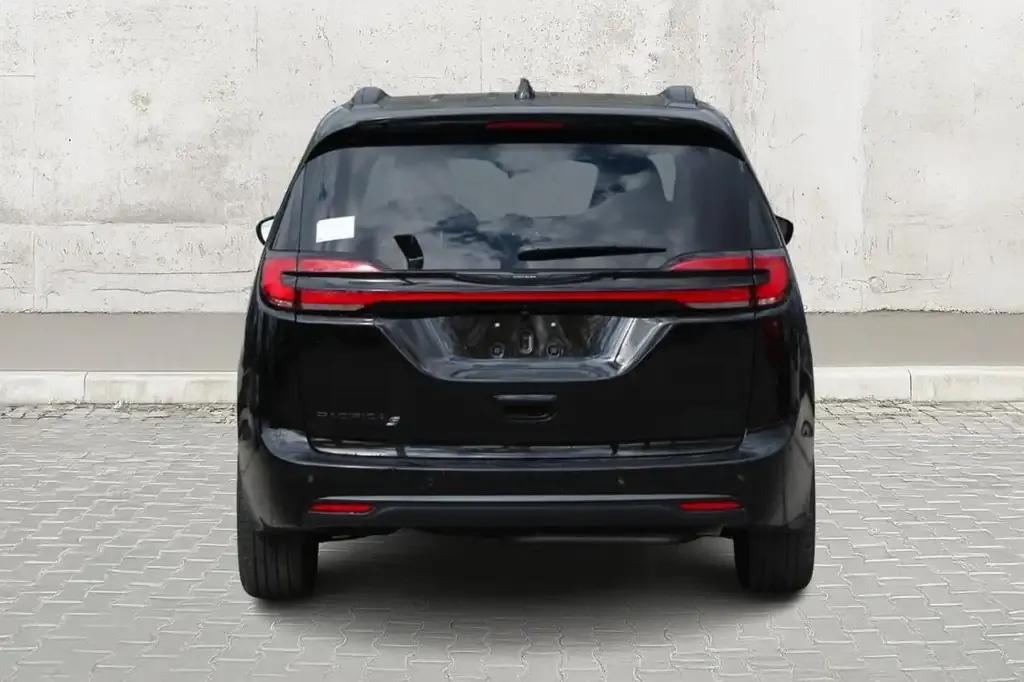 Chrysler Pacifica 2026 photo 5