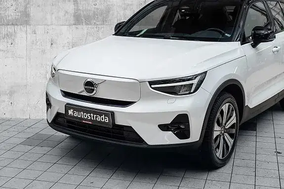 Volvo Xc40 2023 photo 2