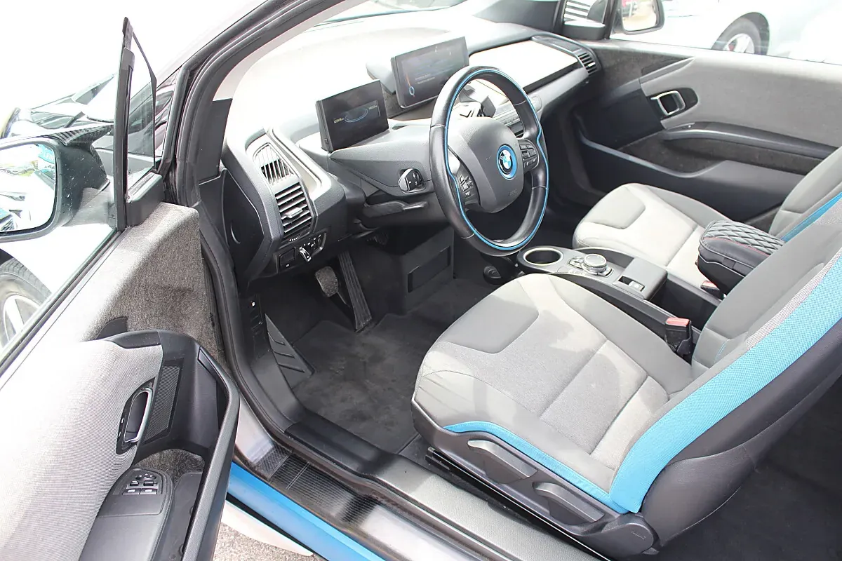 BMW I3 2016 photo 2