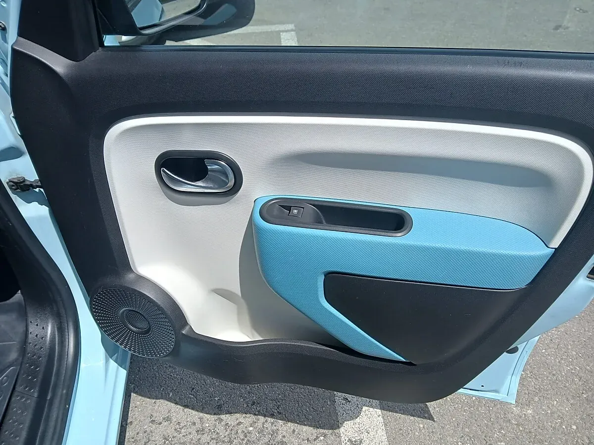 Renault Twingo 2015 photo 2