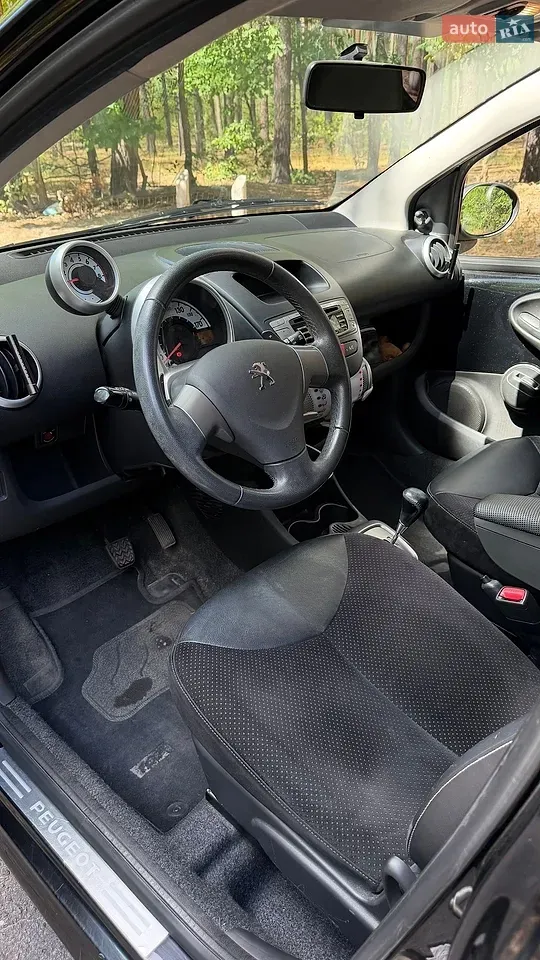 Peugeot 107 2012 photo 4