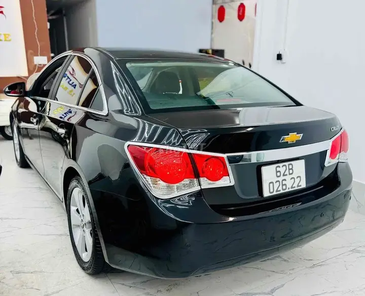 Chevrolet Cruze 2010 photo 2