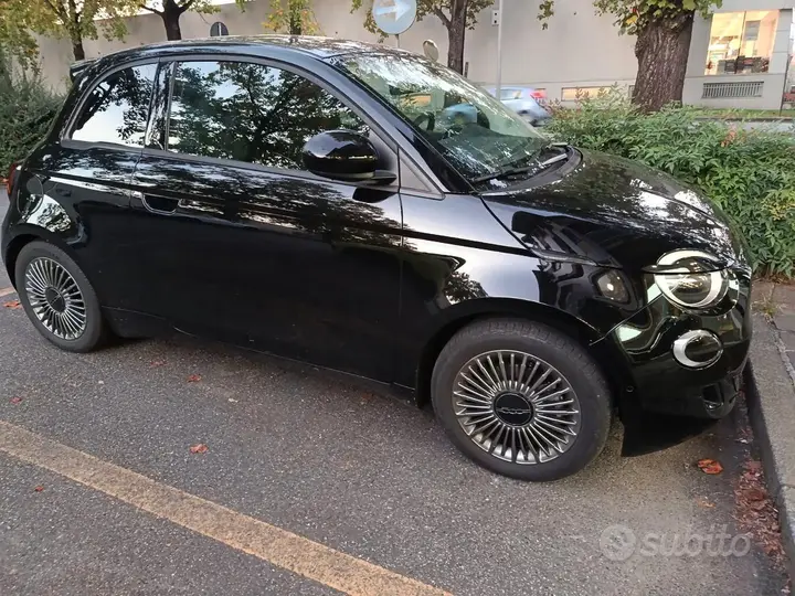Fiat 500E