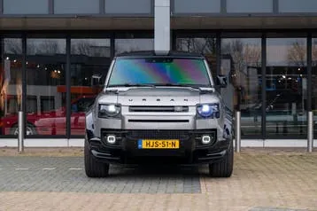 Land Rover Defender 2026 photo 2