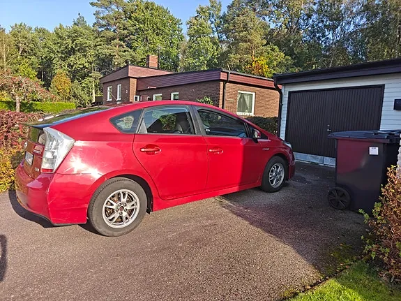 Toyota Prius 2010 photo 2
