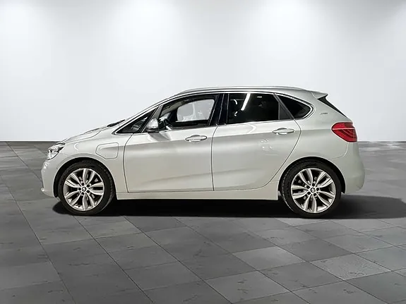 BMW 225Xe 2016 photo 4