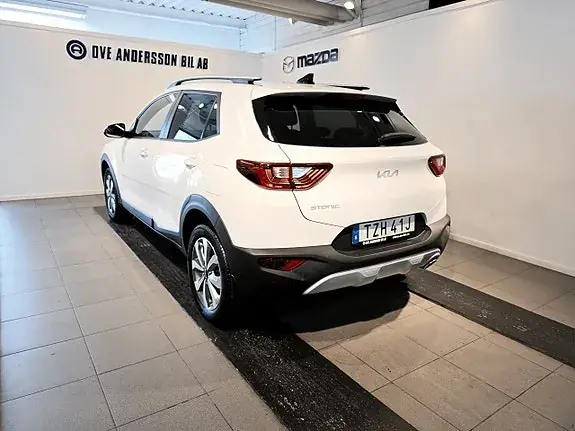 Kia Stonic 2023 photo 3