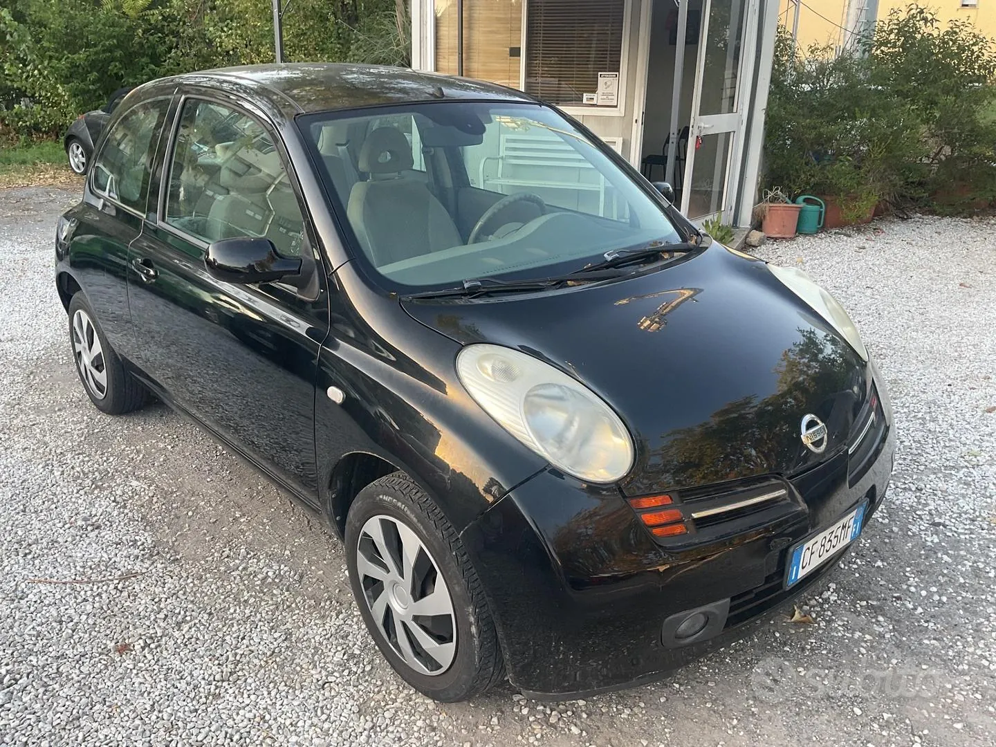 Nissan Micra 2003 photo 2