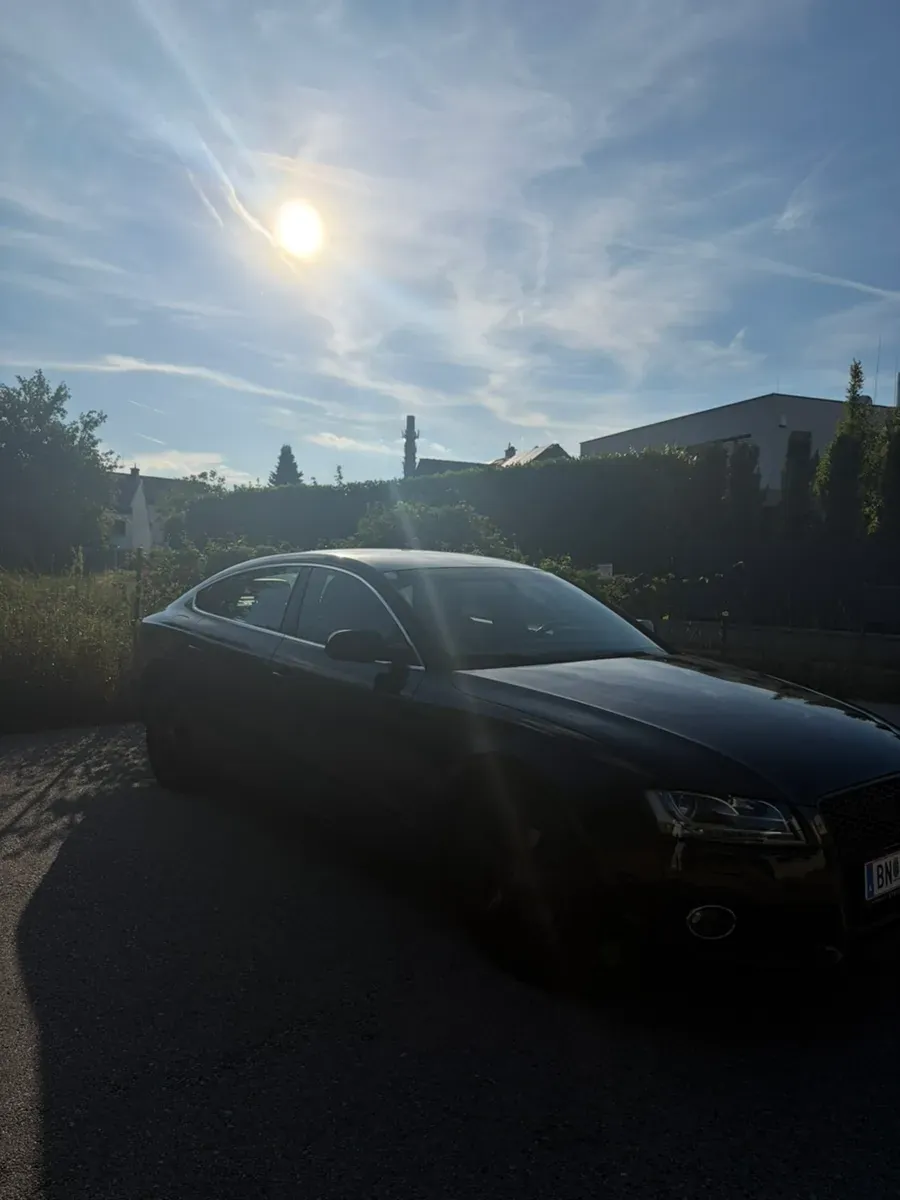 Audi A5 2011 photo 3