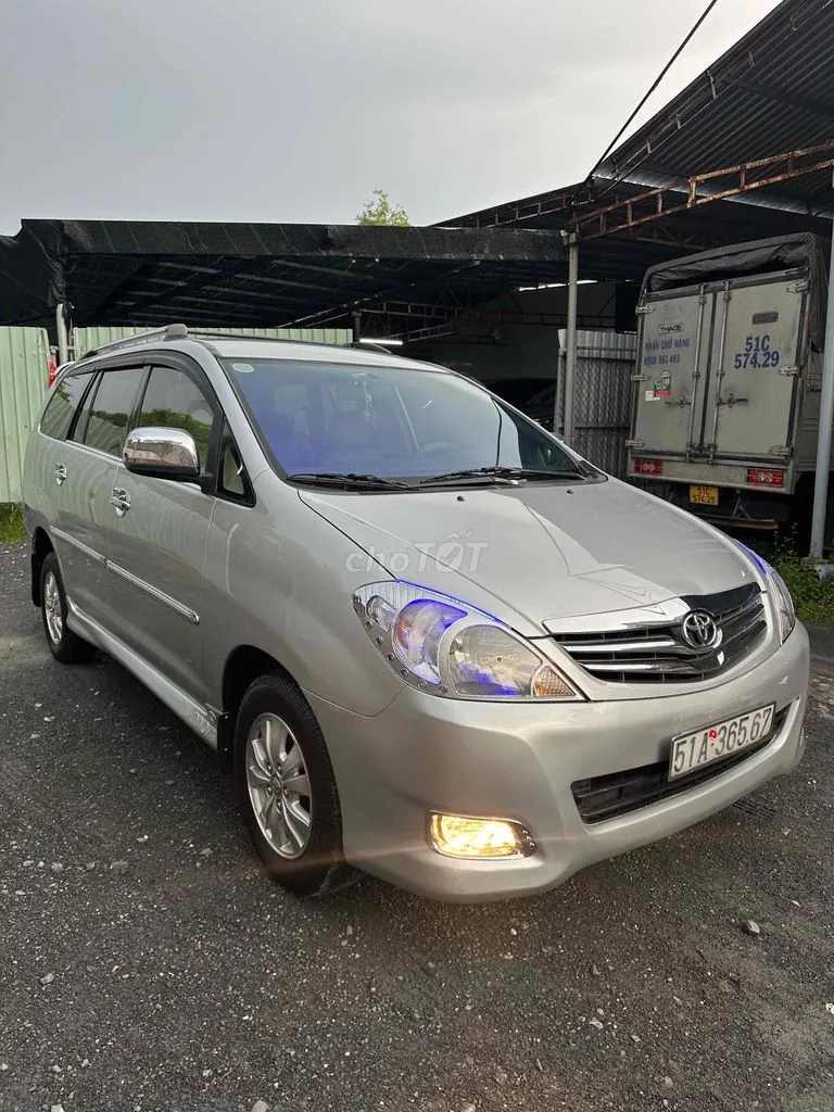 Toyota Innova 2008 photo 4