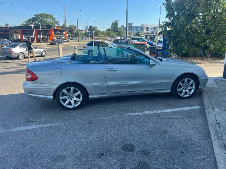 Mercedes-Benz Clk-Class