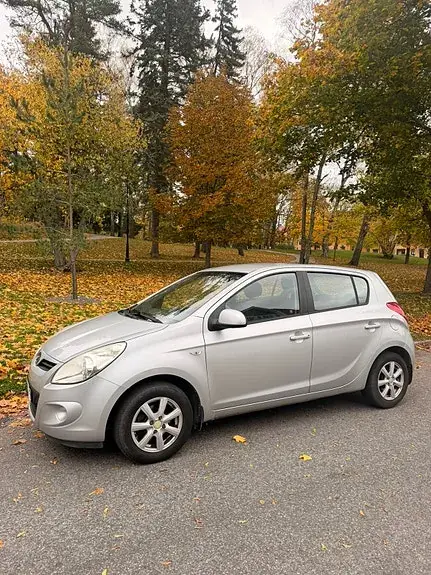 Hyundai I20