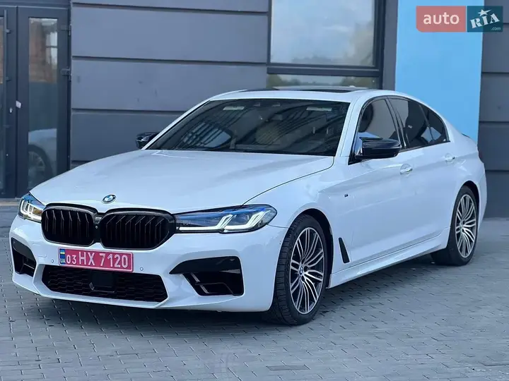 BMW 5 Series 2017 photo 2