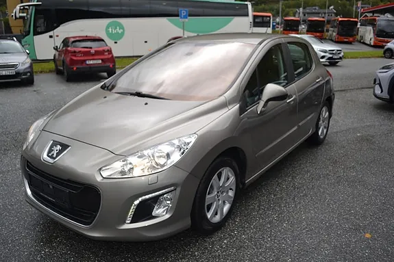 Peugeot 308 2013 photo 5