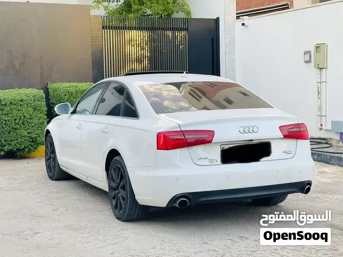 Audi A6 2015 photo 2