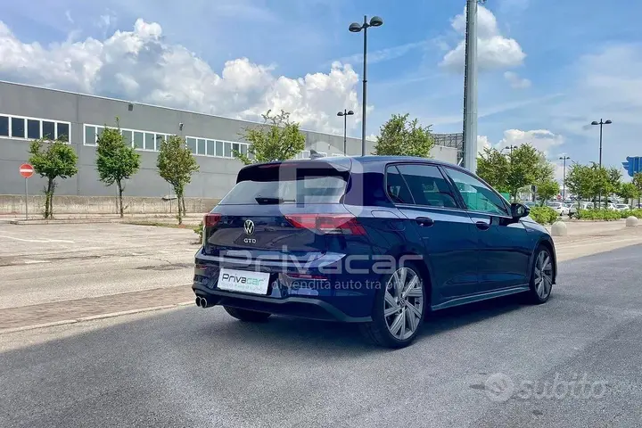 Volkswagen Golf 2024 photo 5