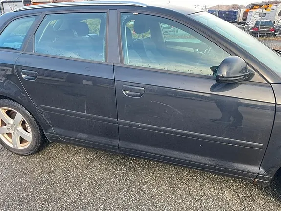 Audi A3 2010 photo 2