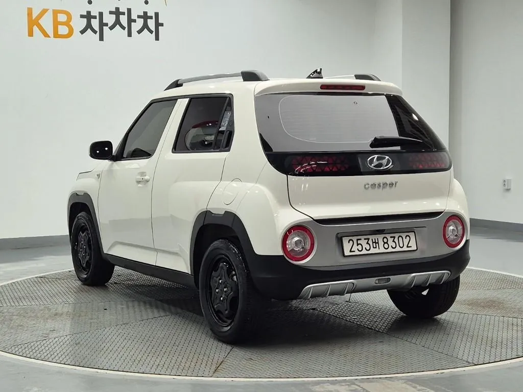 Hyundai Casper 2024 photo 2