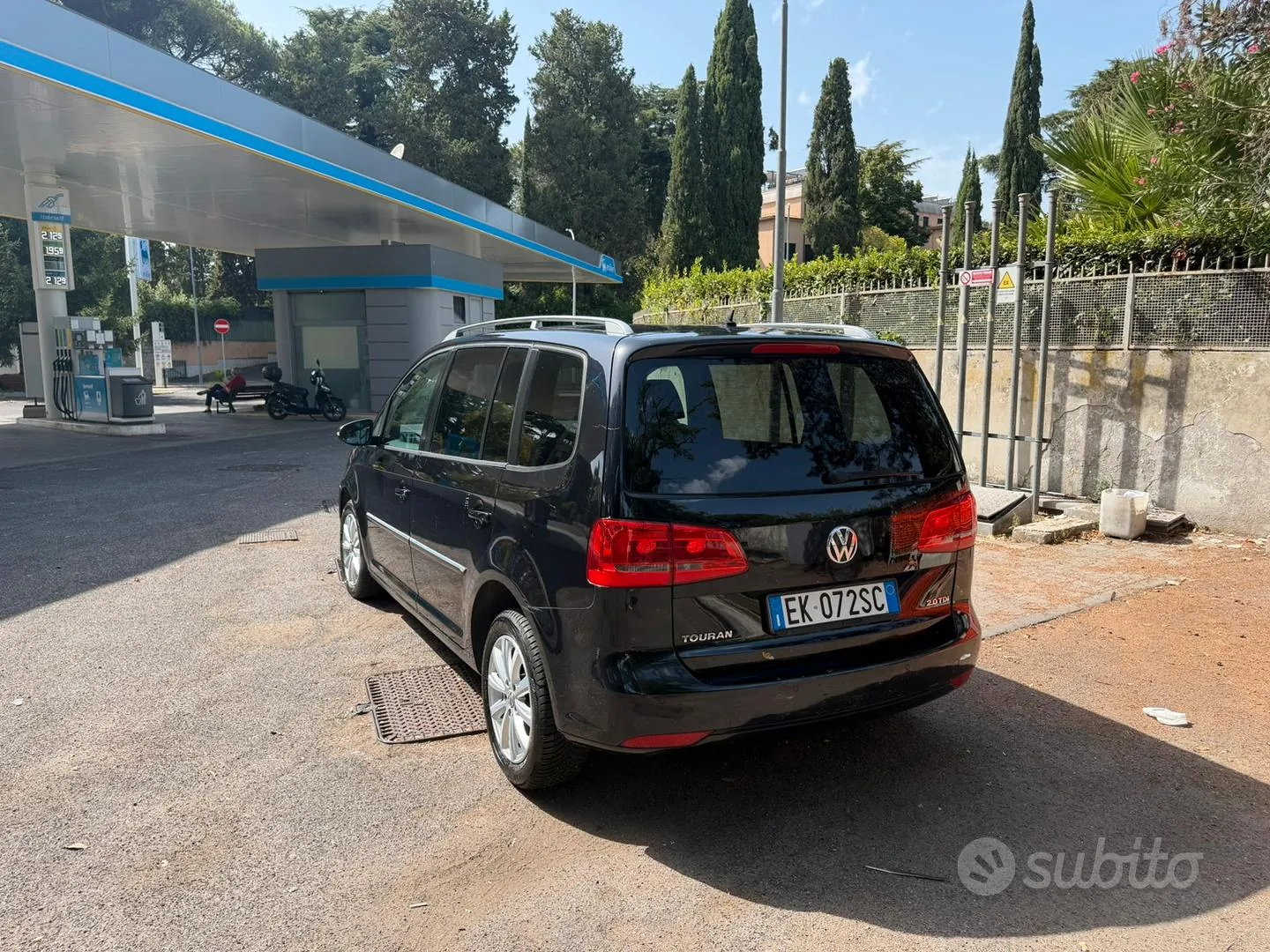 Volkswagen Turan 2012 photo 3