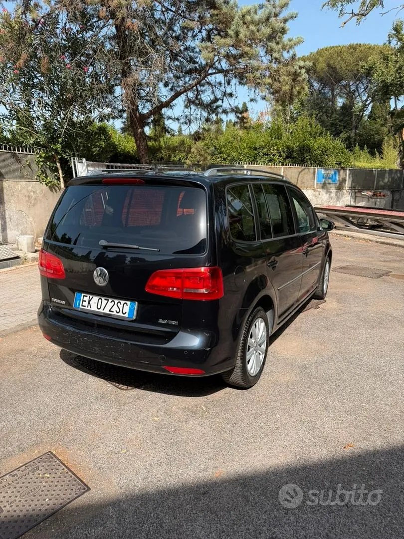 Volkswagen Turan 2012 photo 4