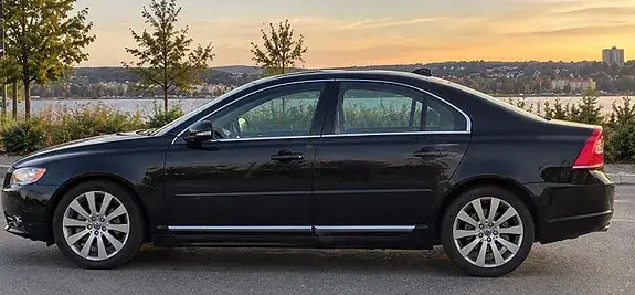 Volvo S80 2012 photo 2