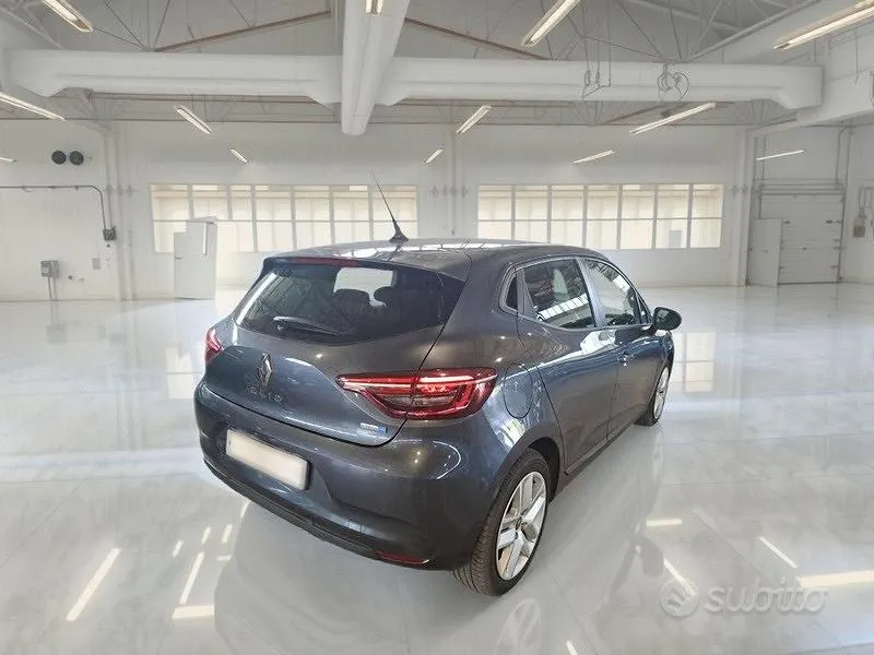Renault Clio 2022 photo 4