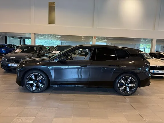 BMW Ix 2022 photo 2