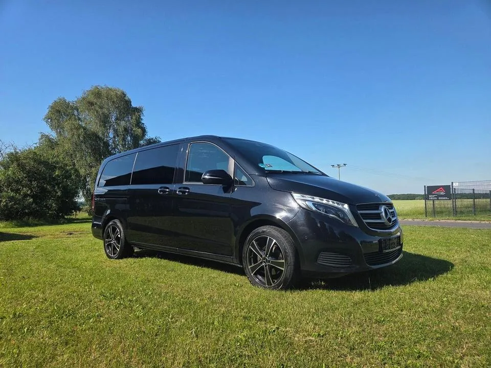 Mercedes-Benz V 220