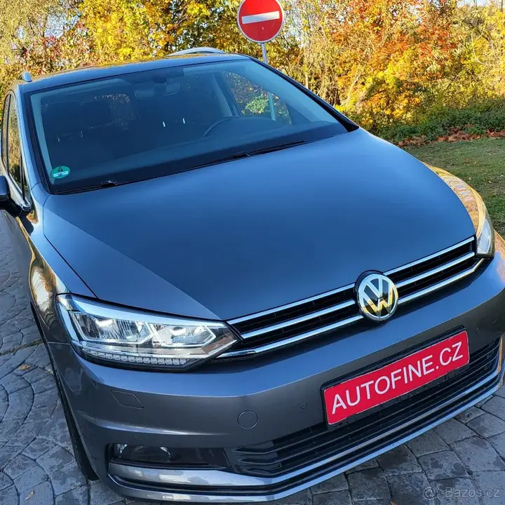 Volkswagen Touran 2020 photo 3