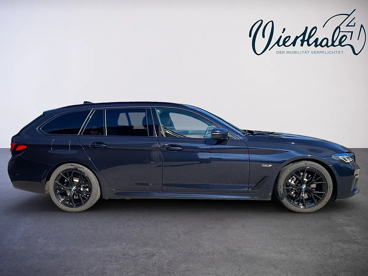 BMW 5 Series 2022 photo 3