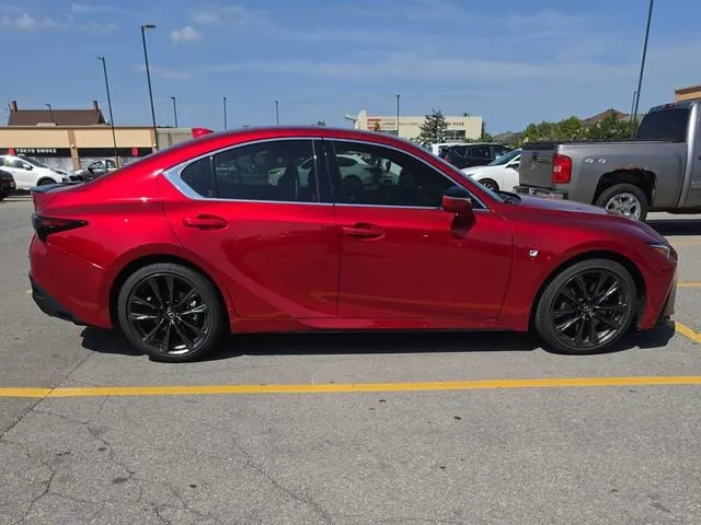 Lexus Is 2023 photo 2