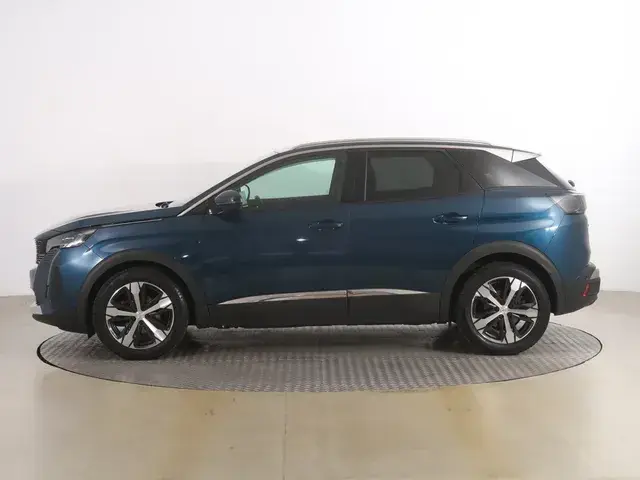 Peugeot 3008 2021 photo 2