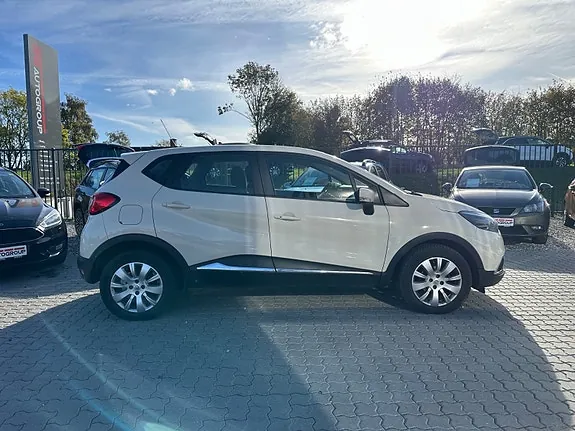 Renault Captur 2014 photo 2