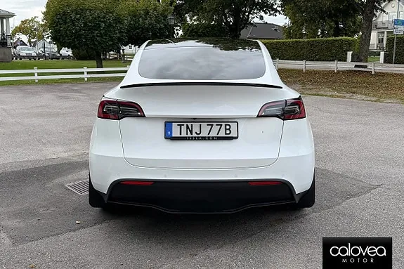 Tesla Model Y 2022 photo 4