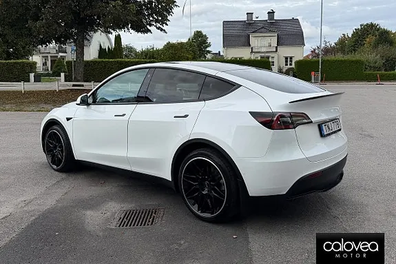 Tesla Model Y 2022 photo 5