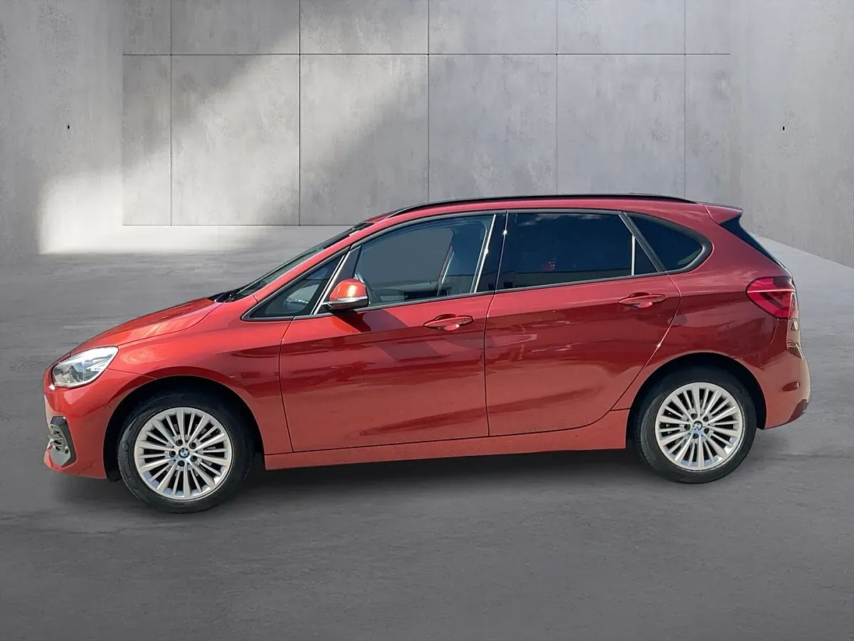 BMW 2 Series 2020 photo 2